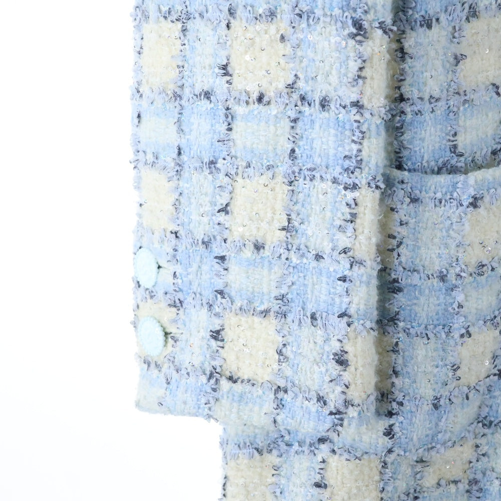 CHANEL(シャネル) 22AW ココマークボタン ラメ スパンコール ファンシーツイード チェック総柄 テーラードカラー 4B ロングジャケット コート ライトブルー P73383V64905