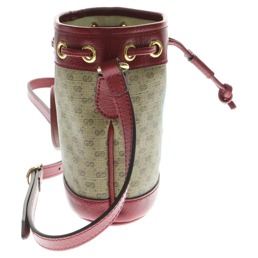 GUCCI(グッチ) ×ドラえもん マイクロ GG スプリーム ミニバケットバッグ ブラウン×チェリーレッド PVCレザー 647801