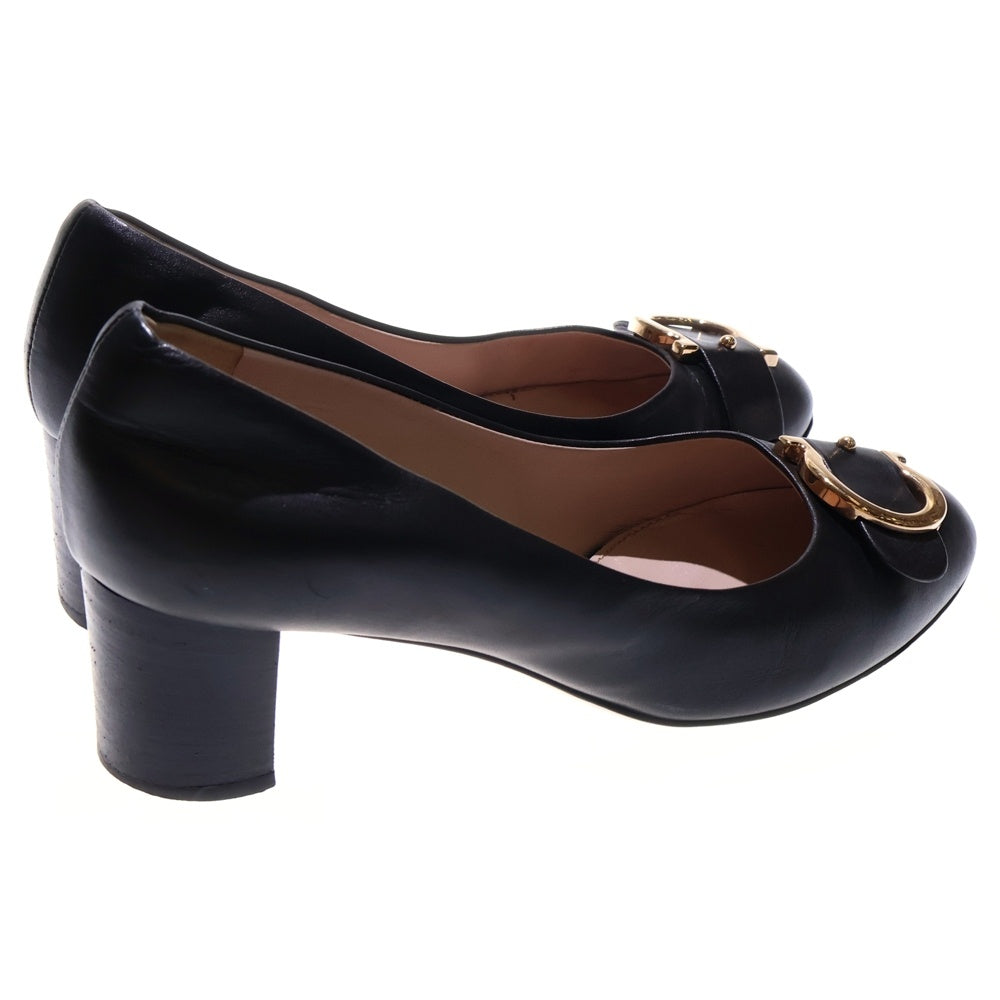 FERRAGAMO(フェラガモ) ガンチーニ バックル ベルトデザイン ヒール パンプス シューズ ゴールド金具 ブラック レディース