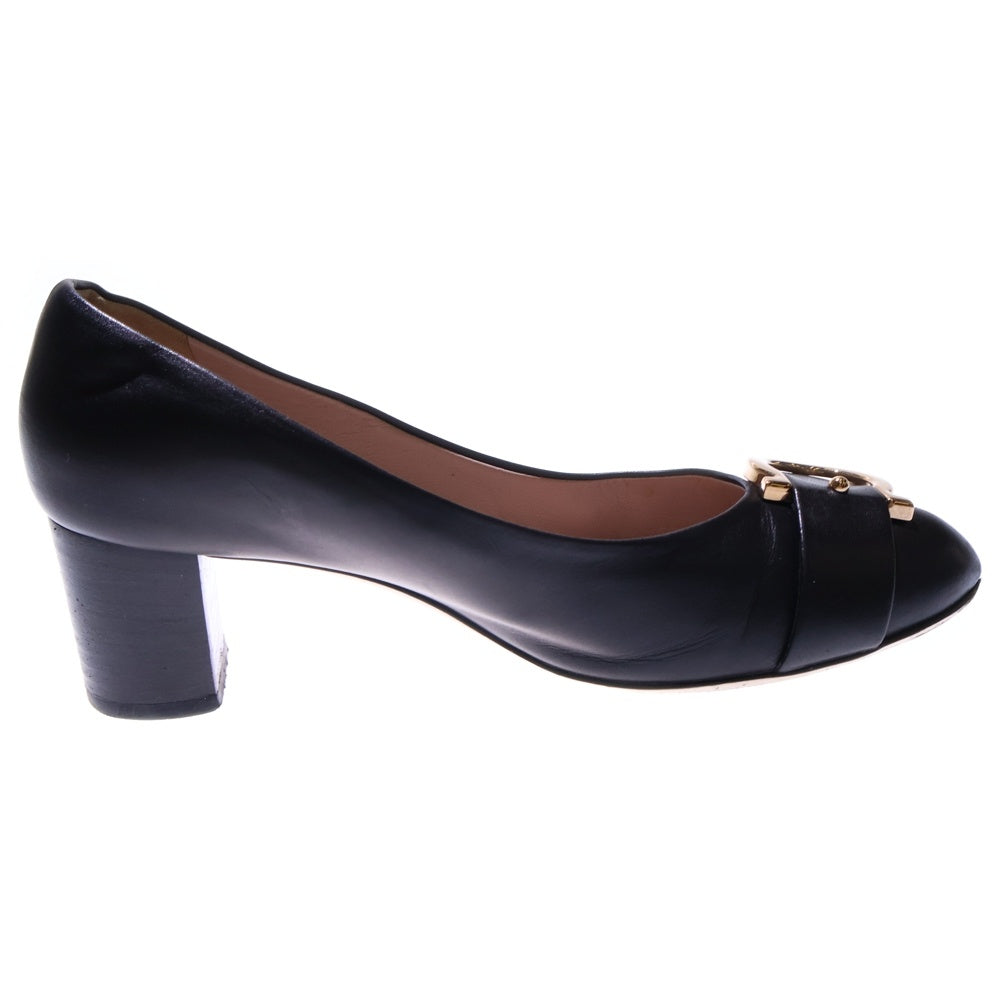 FERRAGAMO(フェラガモ) ガンチーニ バックル ベルトデザイン ヒール パンプス シューズ ゴールド金具 ブラック レディース