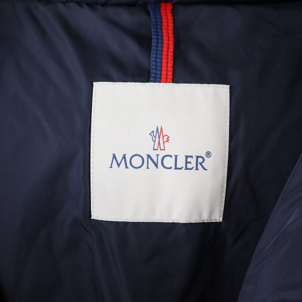 MONCLER(モンクレール) MONCENISIO モンチェニージオ アームロゴ フーデッドダウンジャケット ネイビー F20911C52200