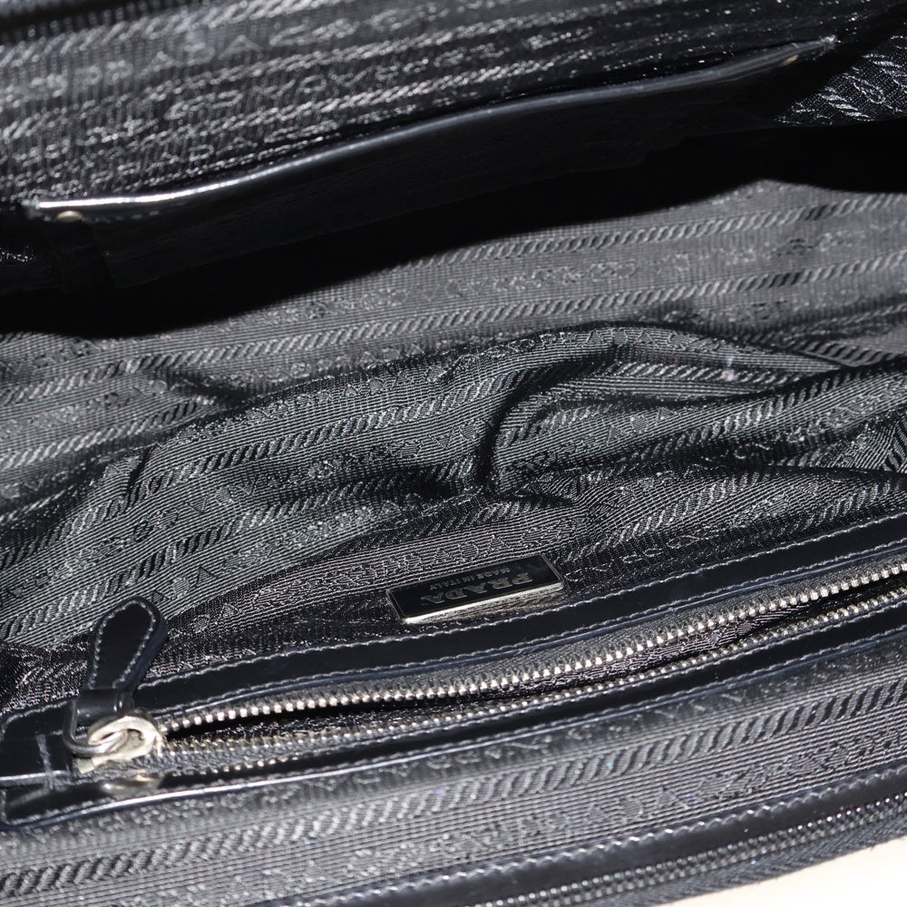 PRADA(プラダ) ナイロンロゴ三角プレート ハンドバッグ ブラック ナイロン×レザー シルバー金具