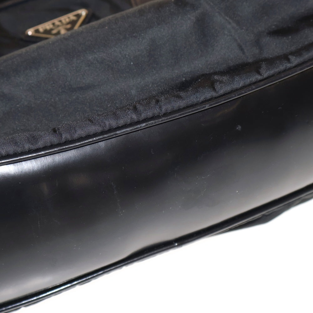 PRADA(プラダ) ナイロンロゴ三角プレート ハンドバッグ ブラック ナイロン×レザー シルバー金具