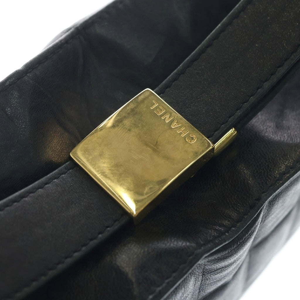 CHANEL(シャネル) ココマーク チョコバー ショルダーバッグ ラムスキン ゴールド金具 ブラック A17365 レディース