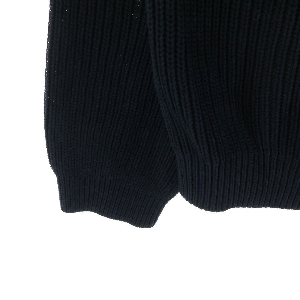 SUPREME(シュプリーム) 25SS Old English Printed Sweater バック オールド イングリッシュ ロゴ プリント