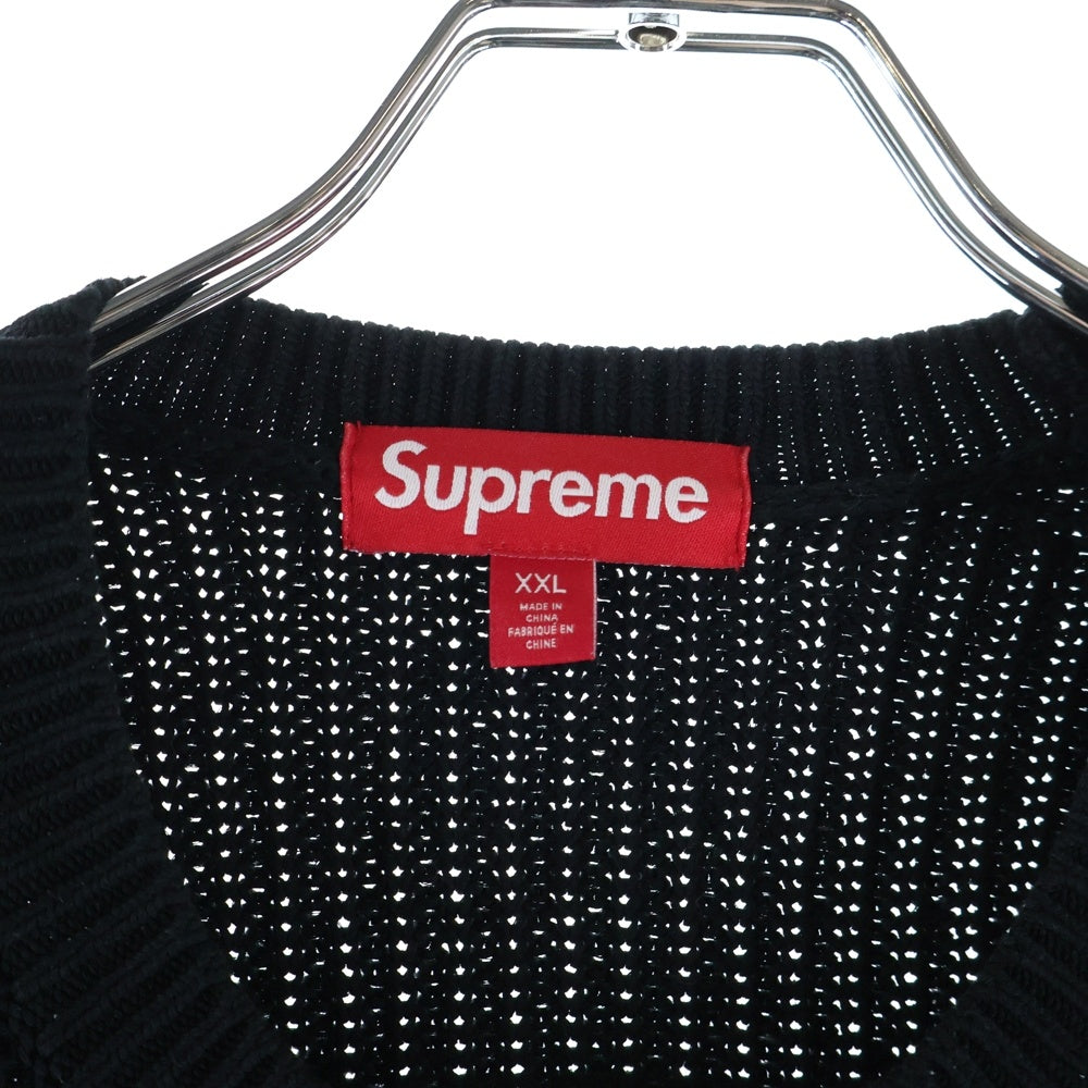 SUPREME(シュプリーム) 25SS Old English Printed Sweater バック オールド イングリッシュ ロゴ プリント