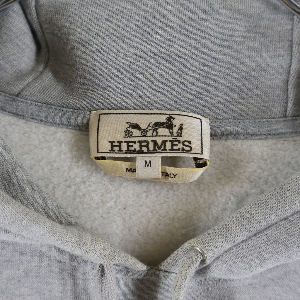HERMES(エルメス) 23AW シュヴォー・アン・シンメトリー レザーパッチ プルオーバー パーカー フーディ