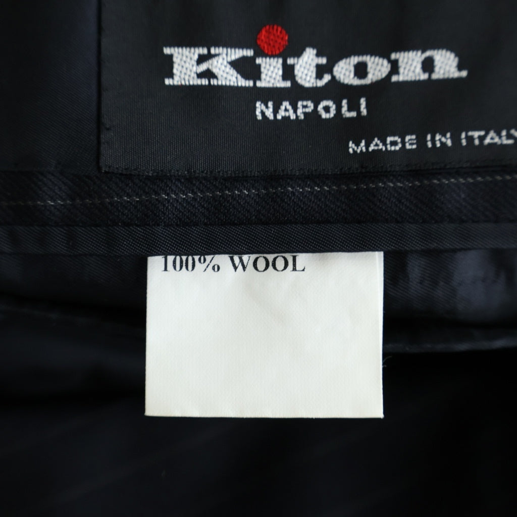 Kiton(キートン) ストライプ ウール サイドベンツ 段返し3B セットアップスーツ ブラック