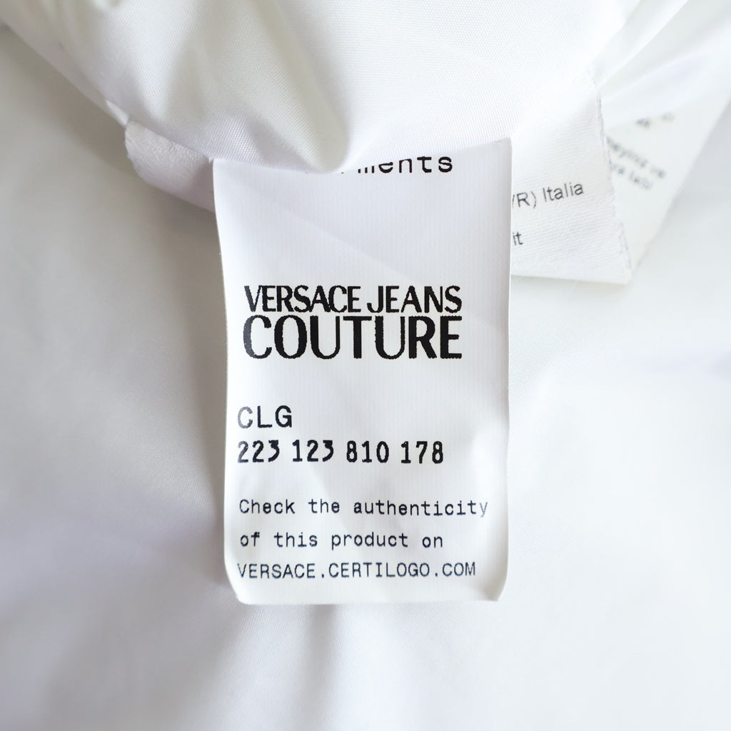 VERSACE JEANS COUTURE(ヴェルサーチジーンズクチュール) バロック フーデットナイロンジャケット メッシュ ゴールド/ホワイト