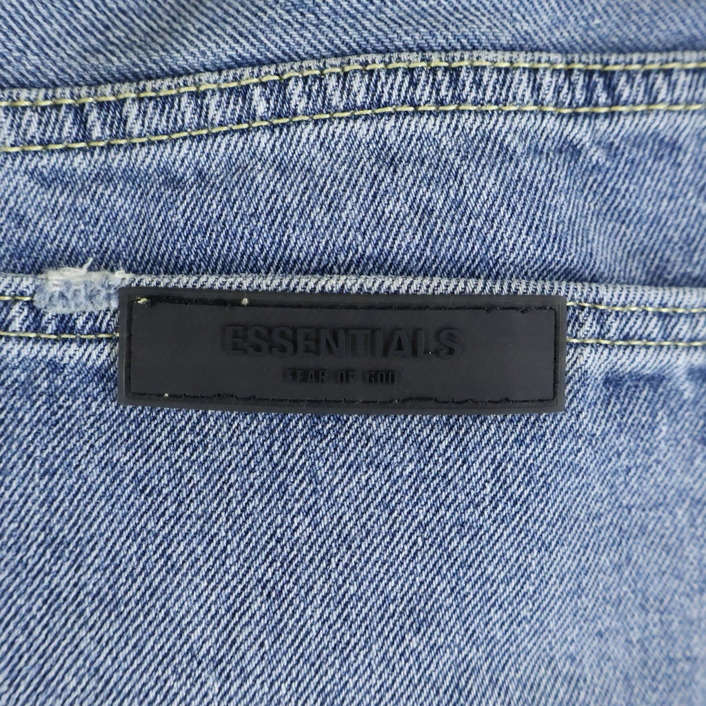 FEAR OF GOD ESSENTIALS(フィアオブゴッド エッセンシャルズ) DENIM PANTS ボタンフライ ストレート デニムパンツ ジーンズ インディゴ 130SU224140F