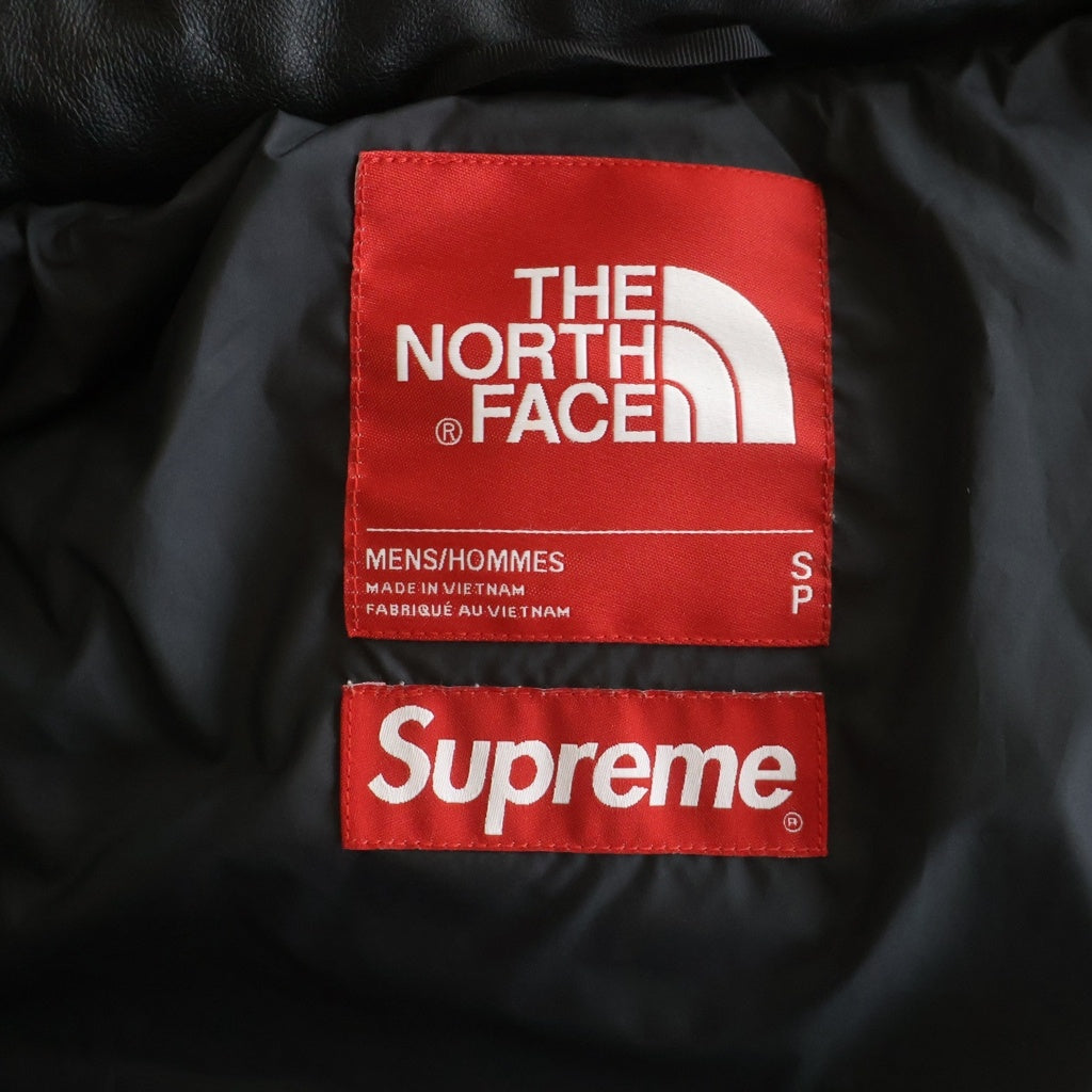 SUPREME(シュプリーム) 17AW ×THE NORTH FACE Leather Nuptse Jacket ノースフェイス レザーヌプシダウンジャケット レッド/ブラック ND91702I