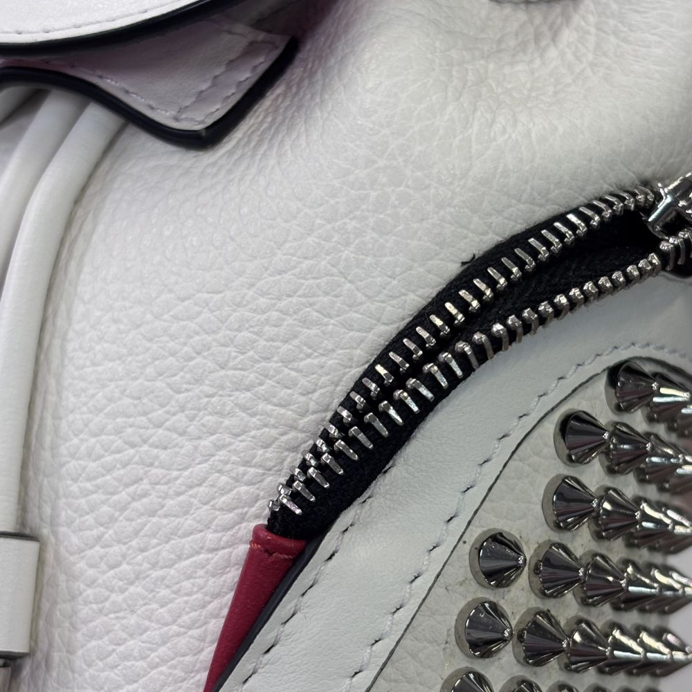 CHRISTIAN LOUBOUTIN(クリスチャンルブタン) EXPLORAFUNK エクスプローラーファンク ミニ ショルダーバッグ ホワイト
