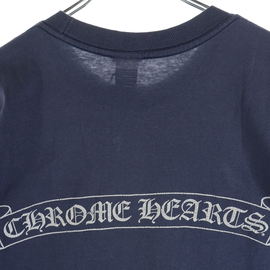 CHROME HEARTS(クロムハーツ) OLD Scroll Label オールド スクロールラベル 胸元ポケットプリントTシャツ カットソー ネイビー