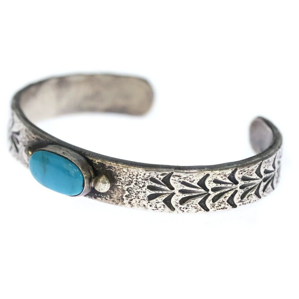 INDIAN JEWELRY(インディアンジュエリー) NAVAJO Gary・S・Custer ナバホ族 ゲーリーカスター トゥファキャスト ターコイズ バングル