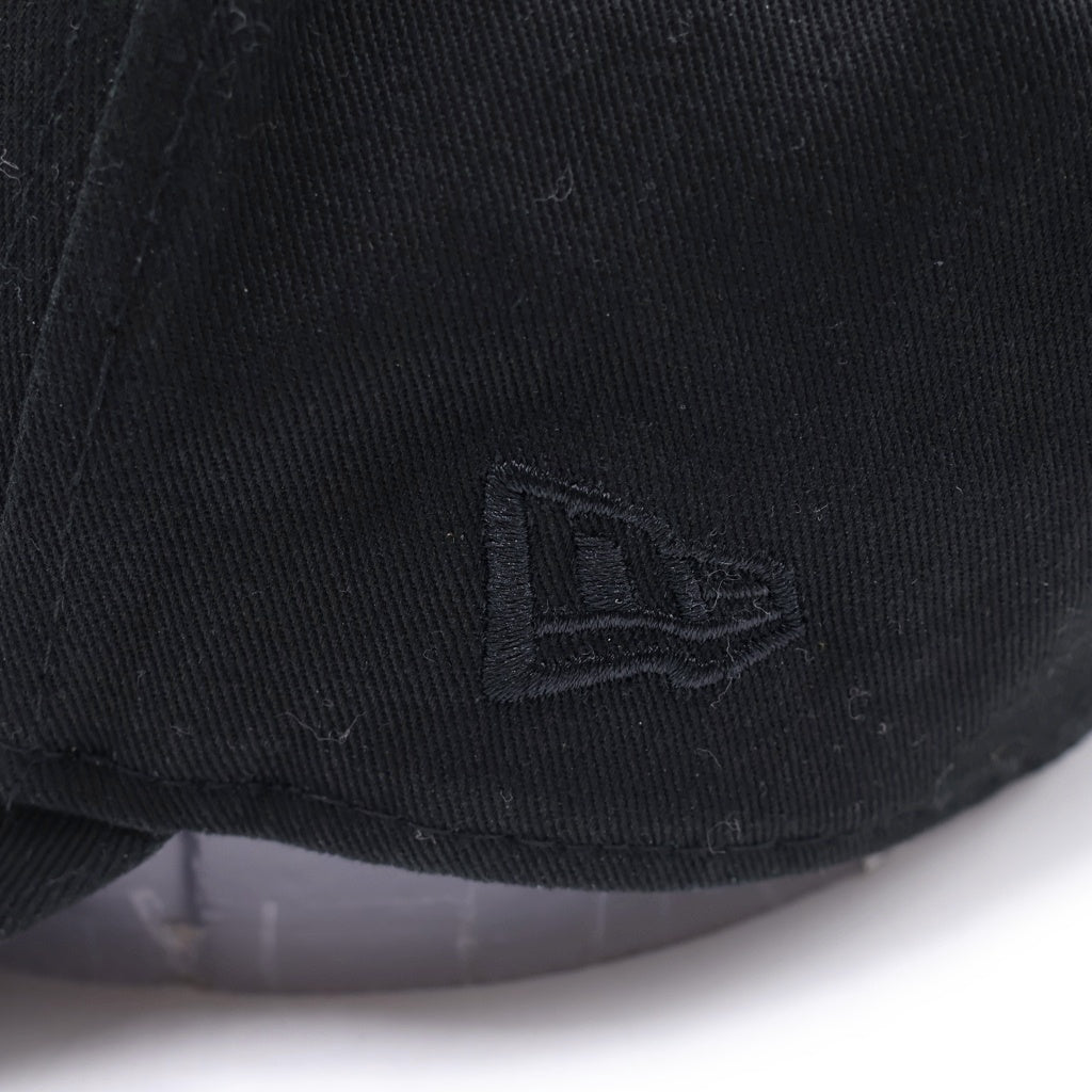 SAINT LAURENT PARIS(サンローランパリ) ×NEW ERA 9FORTY ロゴ刺繍 キャップ ブラック