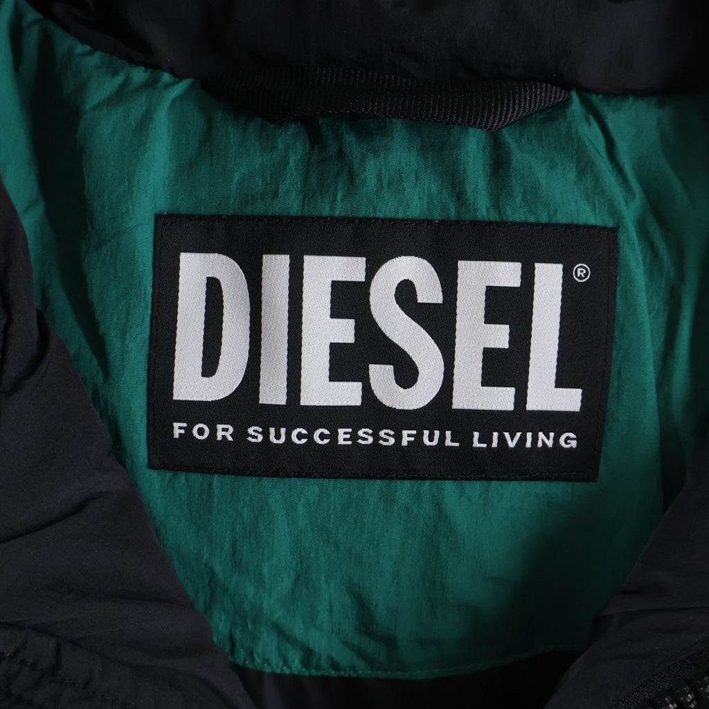 DIESEL(ディーゼル) W-STEP-OUT ジップアップ フディー パフィー ジャケット ブラック A15992
