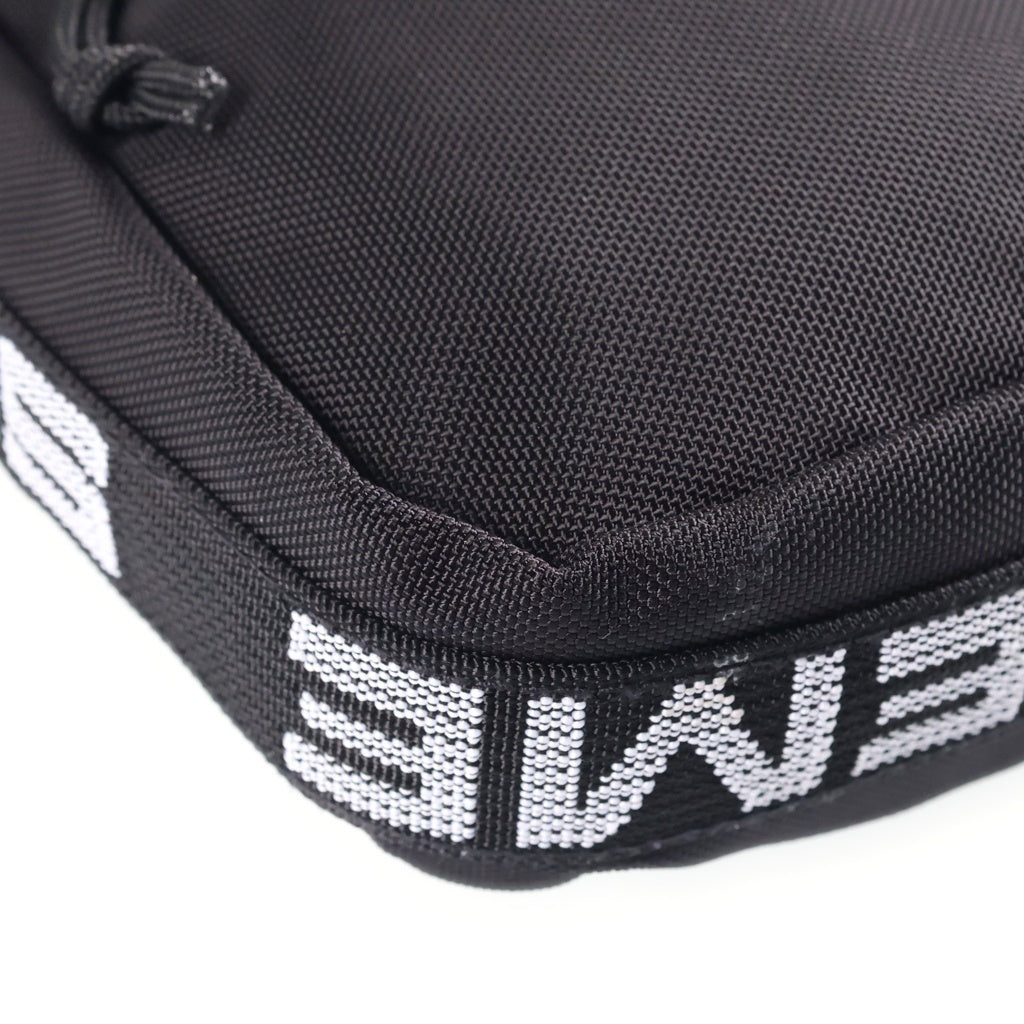 SUPREME(シュプリーム) 18SS Shoulder Bag Logo Tape ショルダーバック ブラック