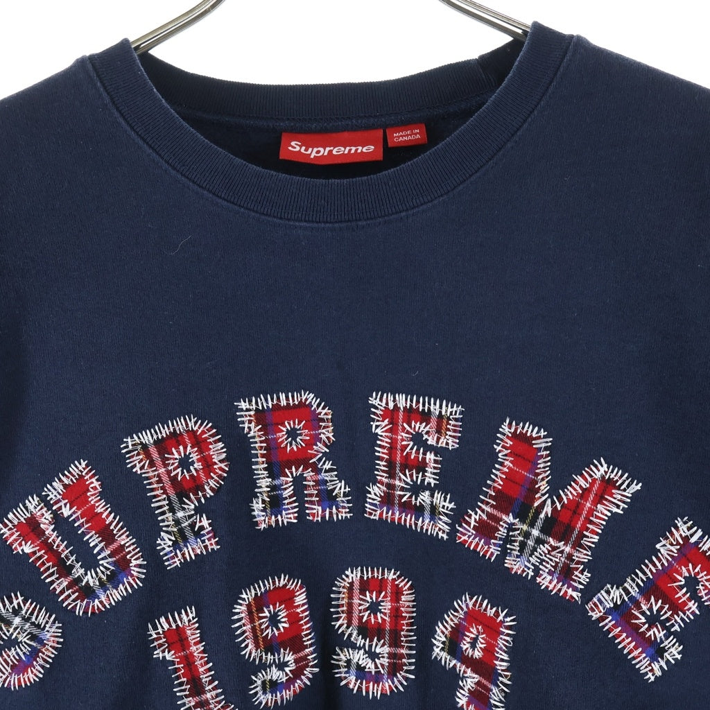 SUPREME(シュプリーム) 26SS Plaid Arc Crewneck プレイド ステッチワーク ロゴ クルーネック スウェット シャツ ネイビー