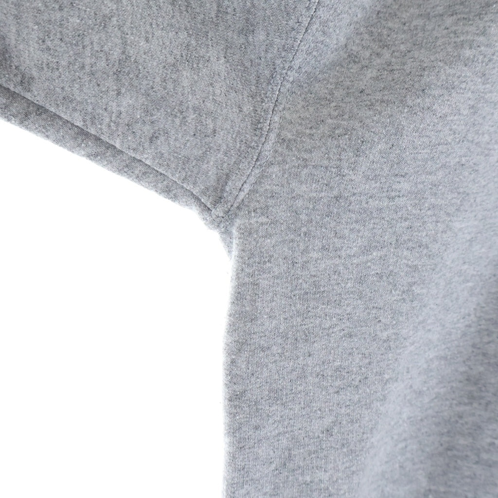 Needles(ニードルス) ×Sasquatchfabrix Savage Sweat Peace Loving Nation ×サスクワァッチファブリックス フロントプリントクルーネックスウェットシャツ グレー 24SS-CSL-070