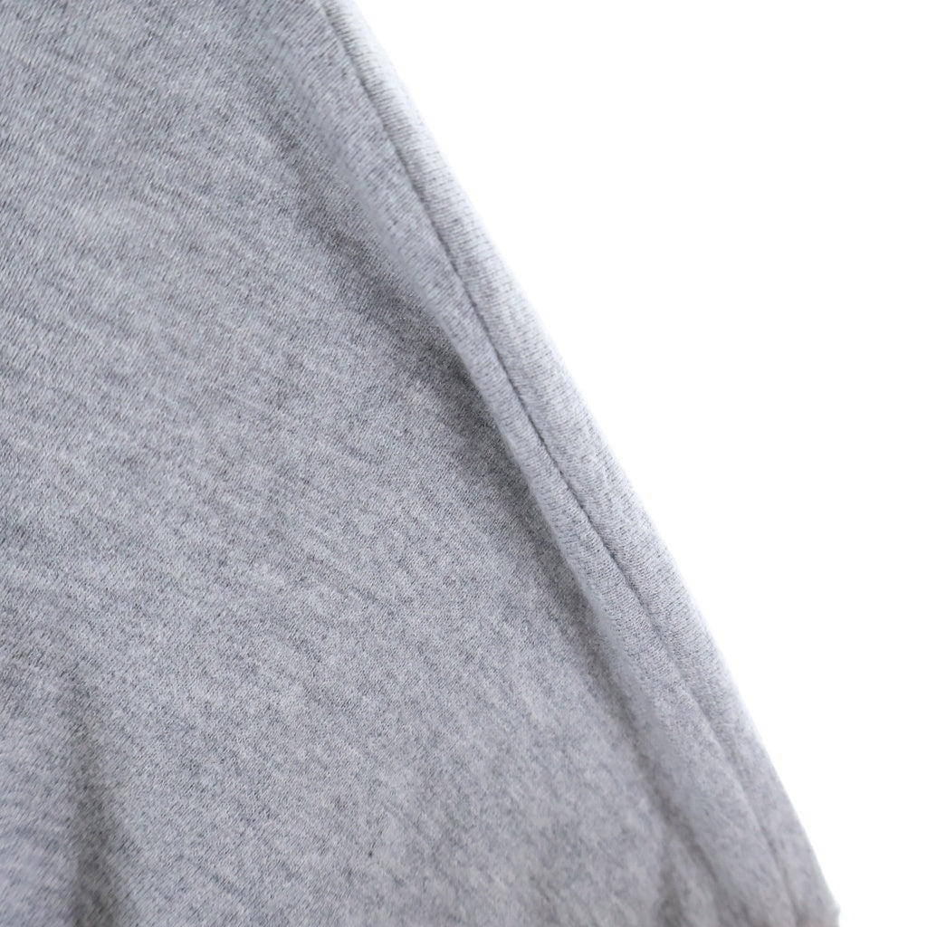 WTAPS(ダブルタップス) 23SS DESIGN 01 LS COTTON COLLEGE クルーネック ロゴプリント 長袖 Tシャツ グレー 231ATDT-CSM03