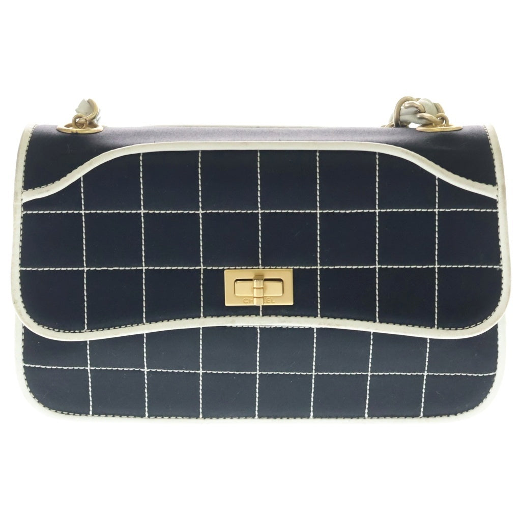 CHANEL(シャネル) 2.55 チョコバー チェーン ショルダーバック サテン レザー ブラック レディース