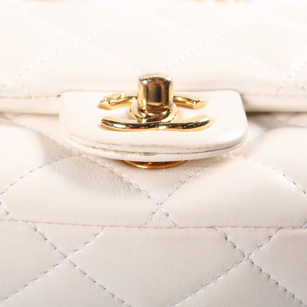 CHANEL(シャネル) マトラッセ クリアハンドル チェーンハンドル 2WAYハンドバッグ ショルダーバッグ ミニバッグ ホワイト ラムスキン AS4847 ゴールド金具 レディース