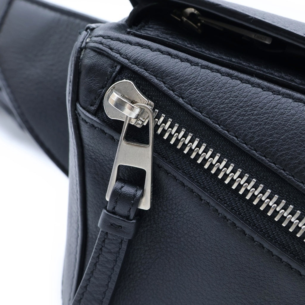 LOEWE(ロエベ) クロスボディバッグ パズル バムバッグ スモール ショルダーバッグ ブラック レザー B510SEBX02 シルバー金具 レディース