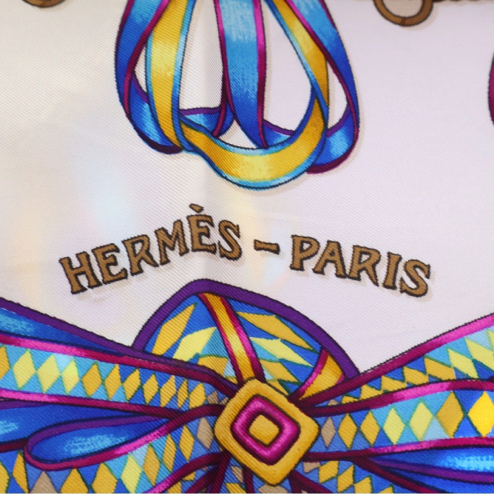 HERMES(エルメス) カレ90 スカーフ LES RUBANS DU CHEVAL 馬のリボン飾り ブルー マルチカラー シルク