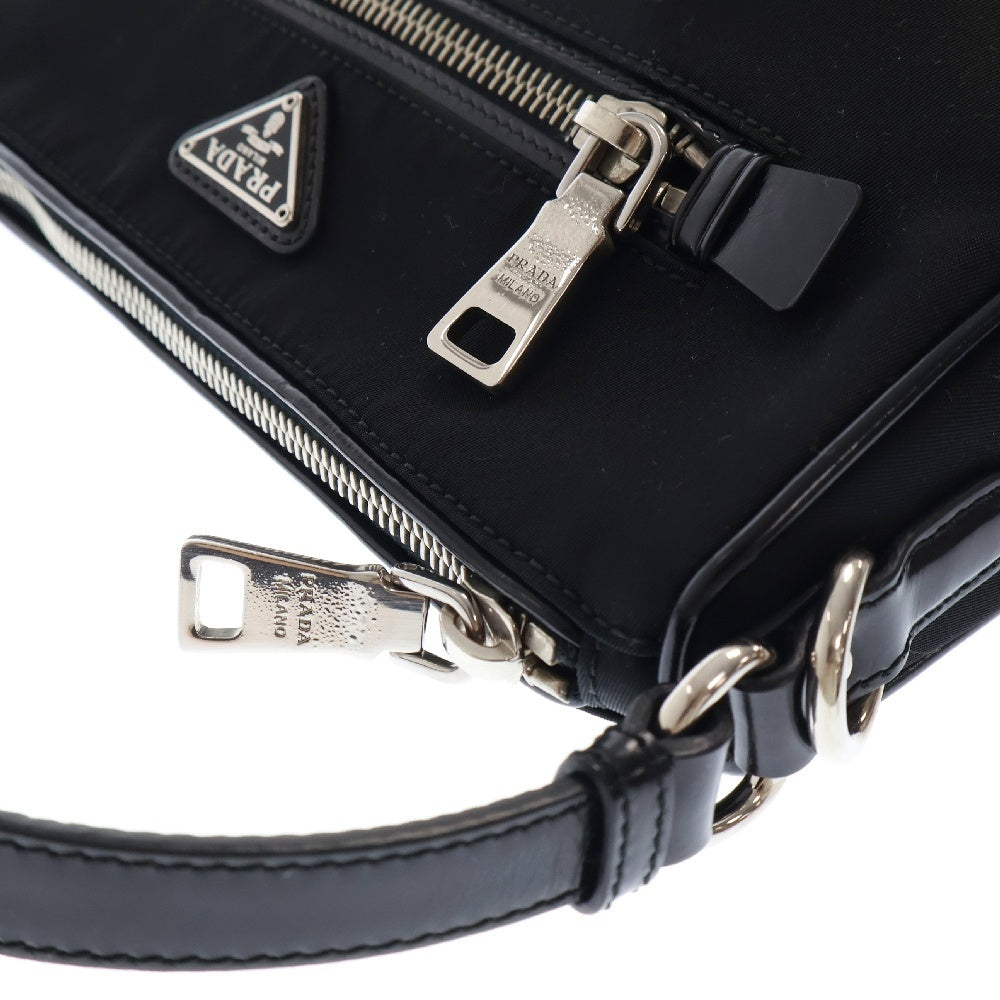 PRADA(プラダ) ミニハンドバック ポーチ ブラック ワンショルダーバッグ ナイロン トライアングルロゴ シルバー金具 BN1834 ロゴ三角プレート