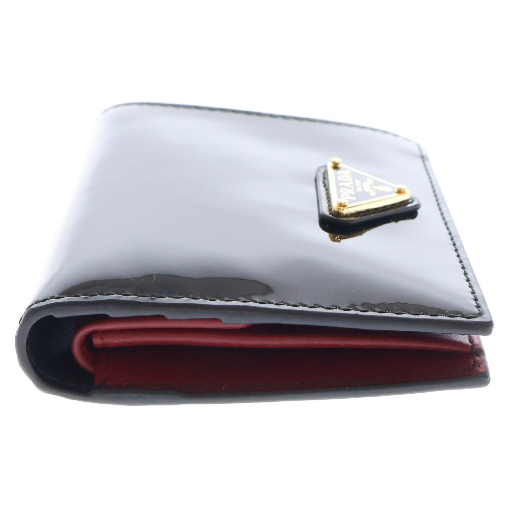 PRADA(プラダ) トライアングルロゴ パテント ウォレット 財布 ブラック