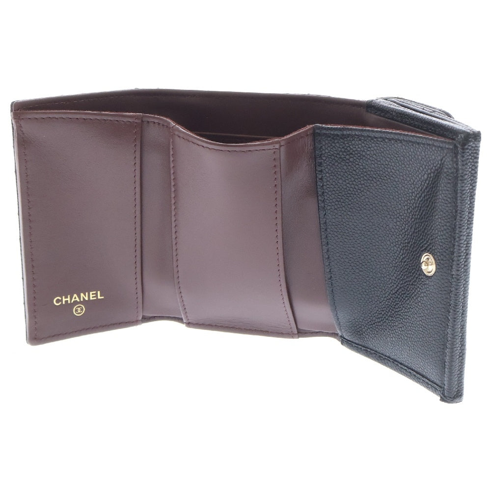 CHANEL(シャネル) マトラッセ コンパクトウォレット ブラック キャビアスキン ゴールド金具 財布