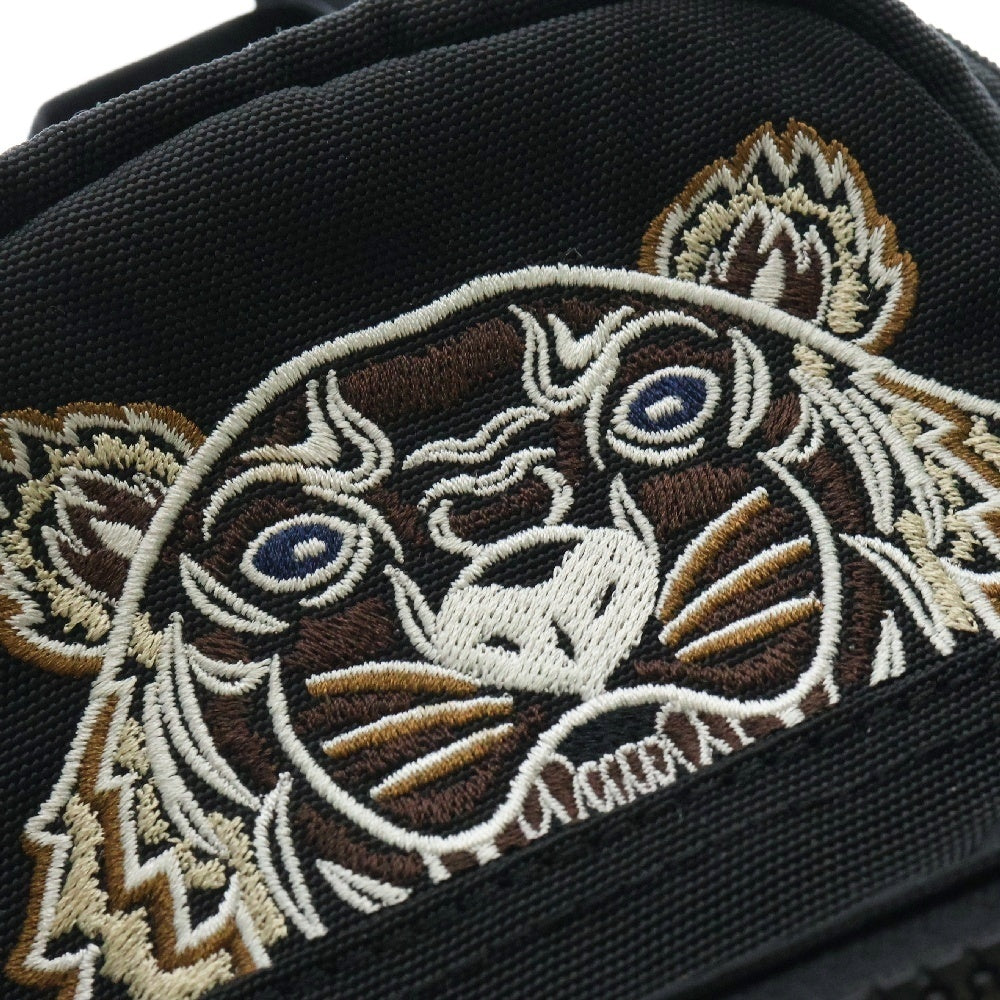 KENZO(ケンゾー) ナイロンバックパックミニ ショルダーバッグ 斜め掛けバッグ タイガー 刺繍 ブラック