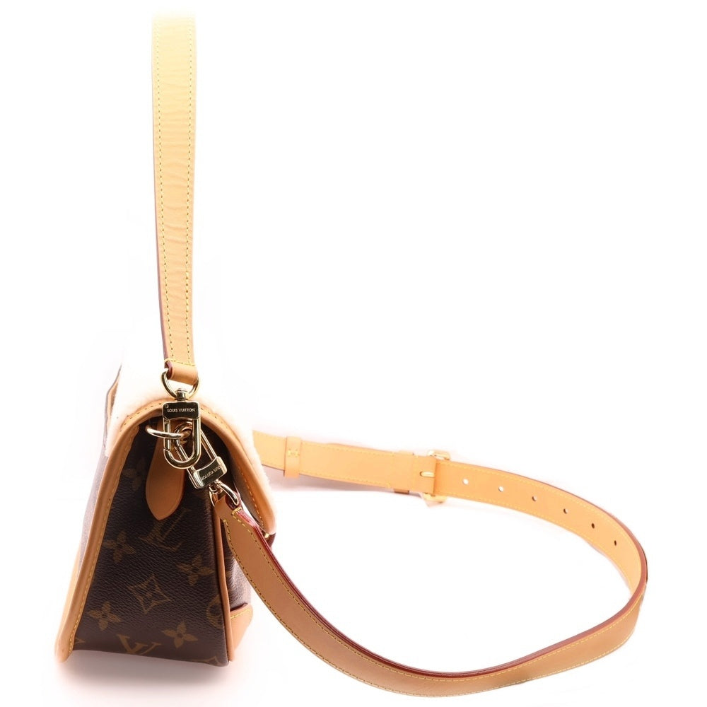 LOUIS VUITTON(ルイヴィトン) モノグラム ディアヌNM PM M46317 ブラウン/アイボリー ボア PVC ショルダーバッグ