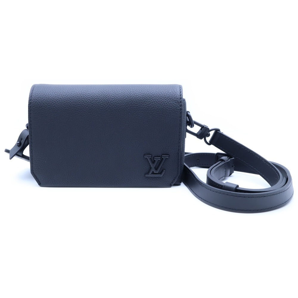 【極美品・現行モデル】ルイヴィトン　アエログラム　ショルダーバッグ　トート　黒 完売間際 Louis Vuitton カッコいい アエログラムパムバック黒