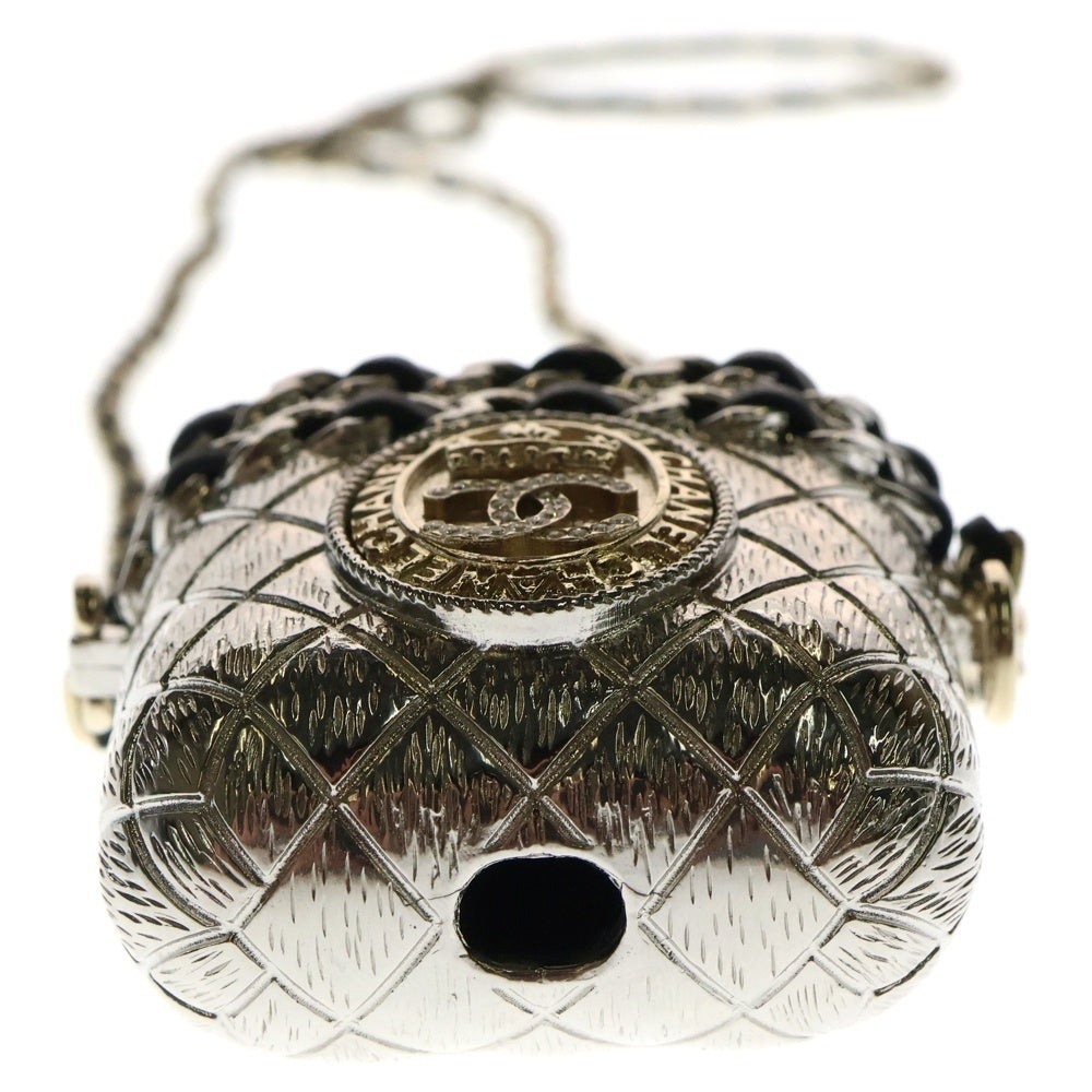 CHANEL(シャネル) ココマーク マトラッセモチーフ ラインストーン付チェーンAirpodsケース シルバー レディース