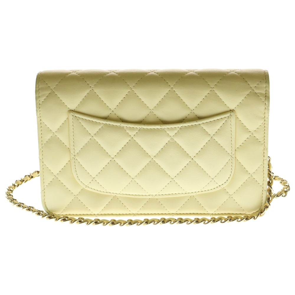 CHANEL(シャネル) ココマーク マトラッセ カーフスキン チェーンレザーロングウォレット 長財布 ペールイエロー レディース