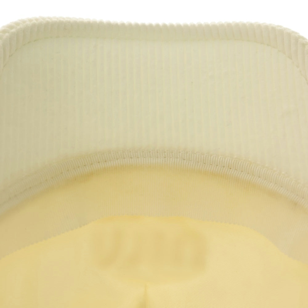 miumiu(ミュウミュウ) ロゴ キャップ ホワイト コーデユロイ レディース