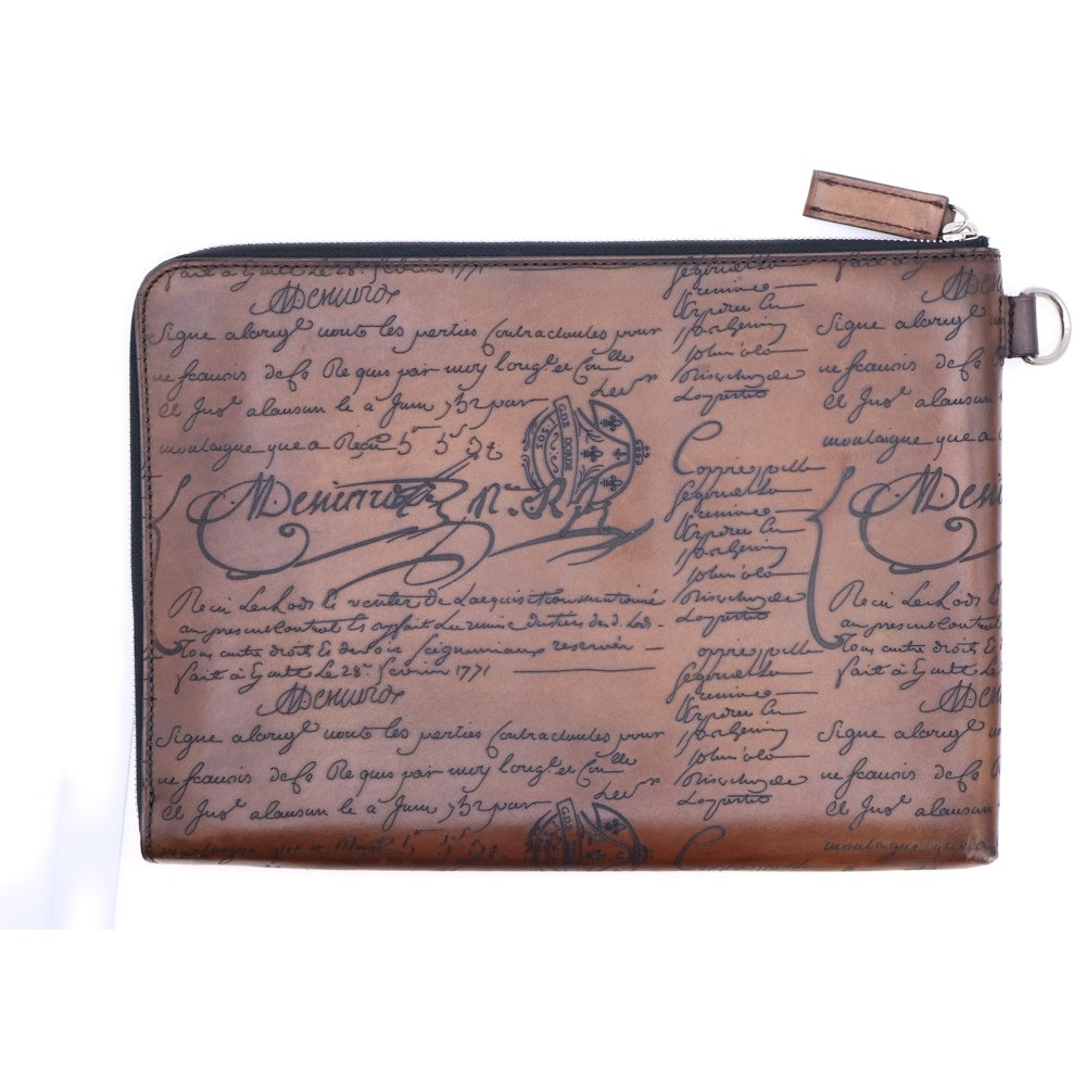 Berluti(ベルルッティ) カリグラフィ ニノGM クラッチバッグ ブラウン レザー