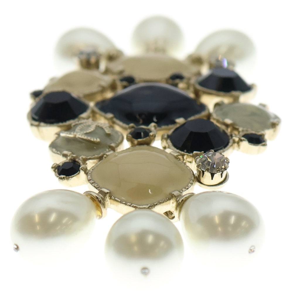 CHANEL(シャネル) グリポア パール付きブローチ ココマーク ストーン ピンバッジ ブラック×ベージュ×ゴールド 08A レディース