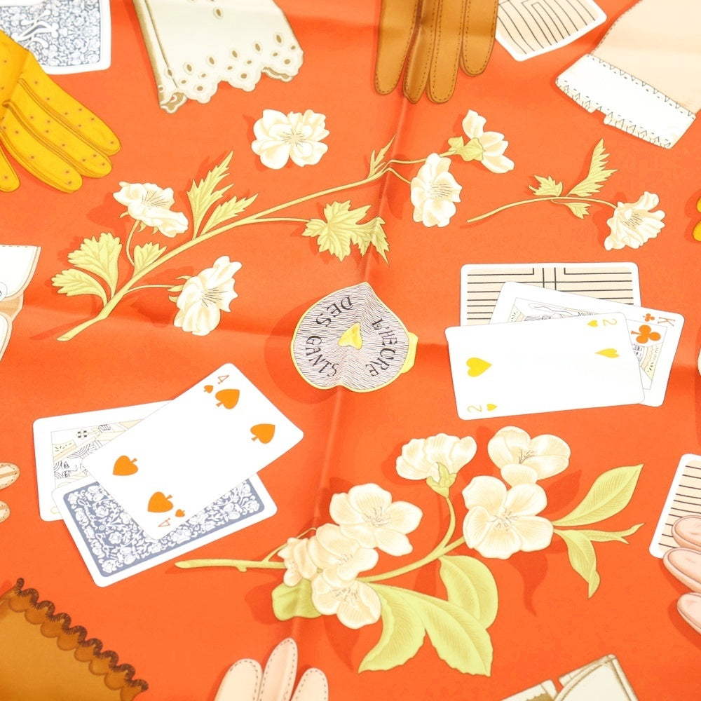 HERMES(エルメス) カレ90 手袋の時計 L'HEURE DES GANTS スカーフ 25 年 レディース