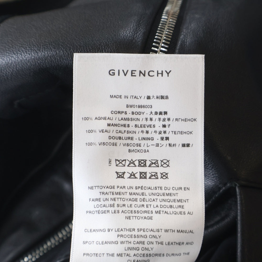 GIVENCHY(ジバンシィ) Logo Varsity Jacket ロゴ刺繍 ヴァーシティジャケット スタジャン BM01886003 ブラック/ホワイト