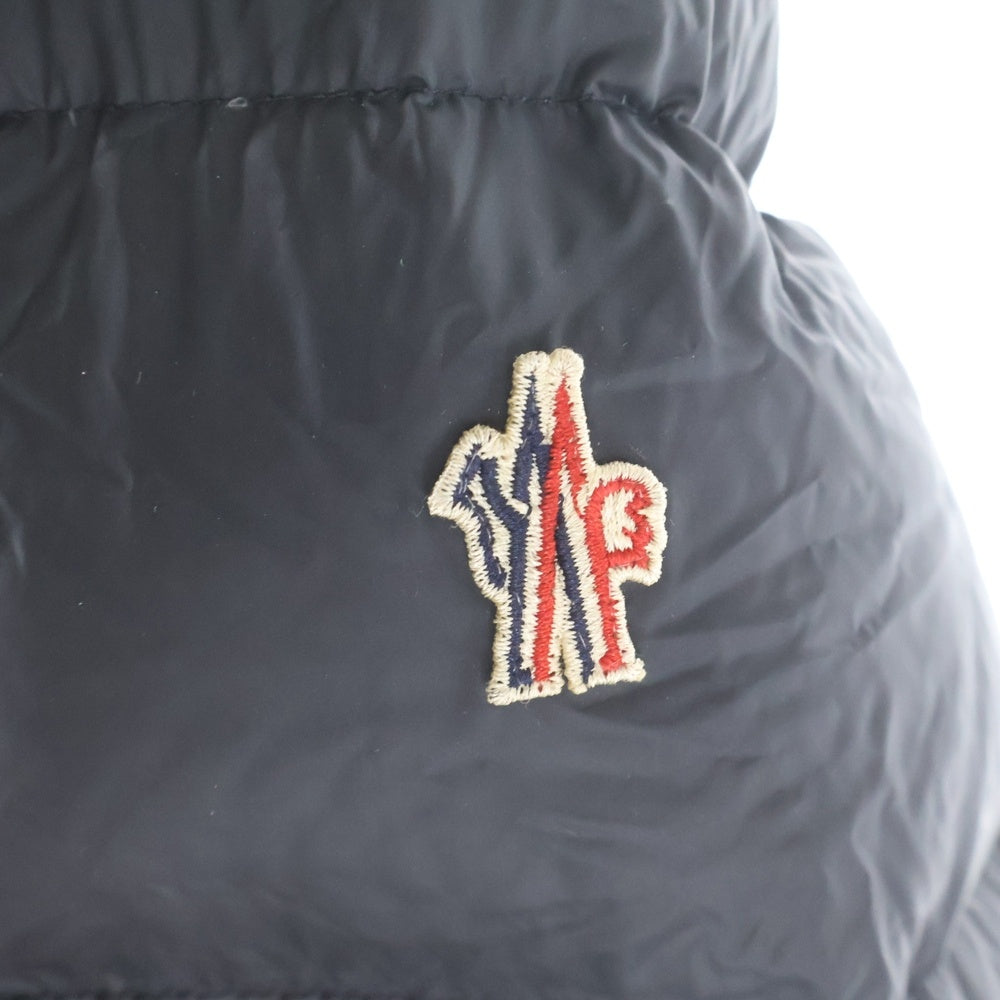 MONCLER(モンクレール) ワッペンロゴ フーデッド ダウンジャケット ブラック 420974130985 レディース