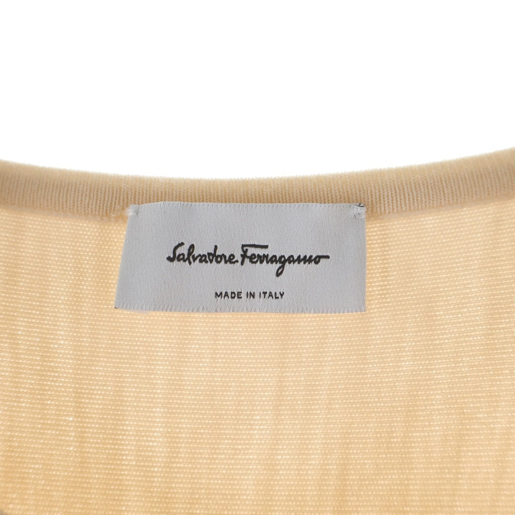 Salvatore Ferragamo(サルヴァトーレ フェラガモ) プリーツ加工 クルーネック 半袖 ニット ワンピース ベージュ レディース