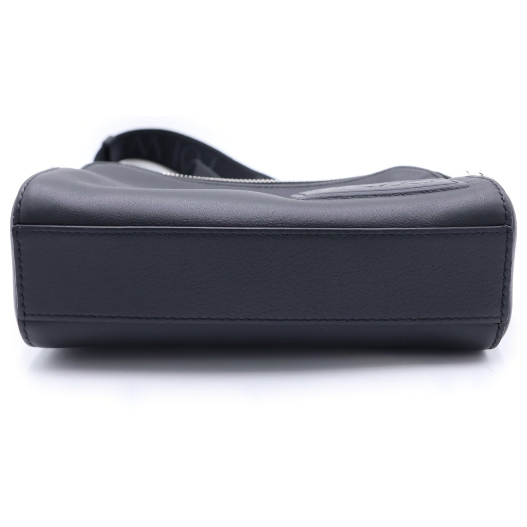 LOEWE(ロエベ) アナグラム ロゴ レザー 2WAY カメラ ハンド ショルダー バッグ シルバー金具 ブラック レディース