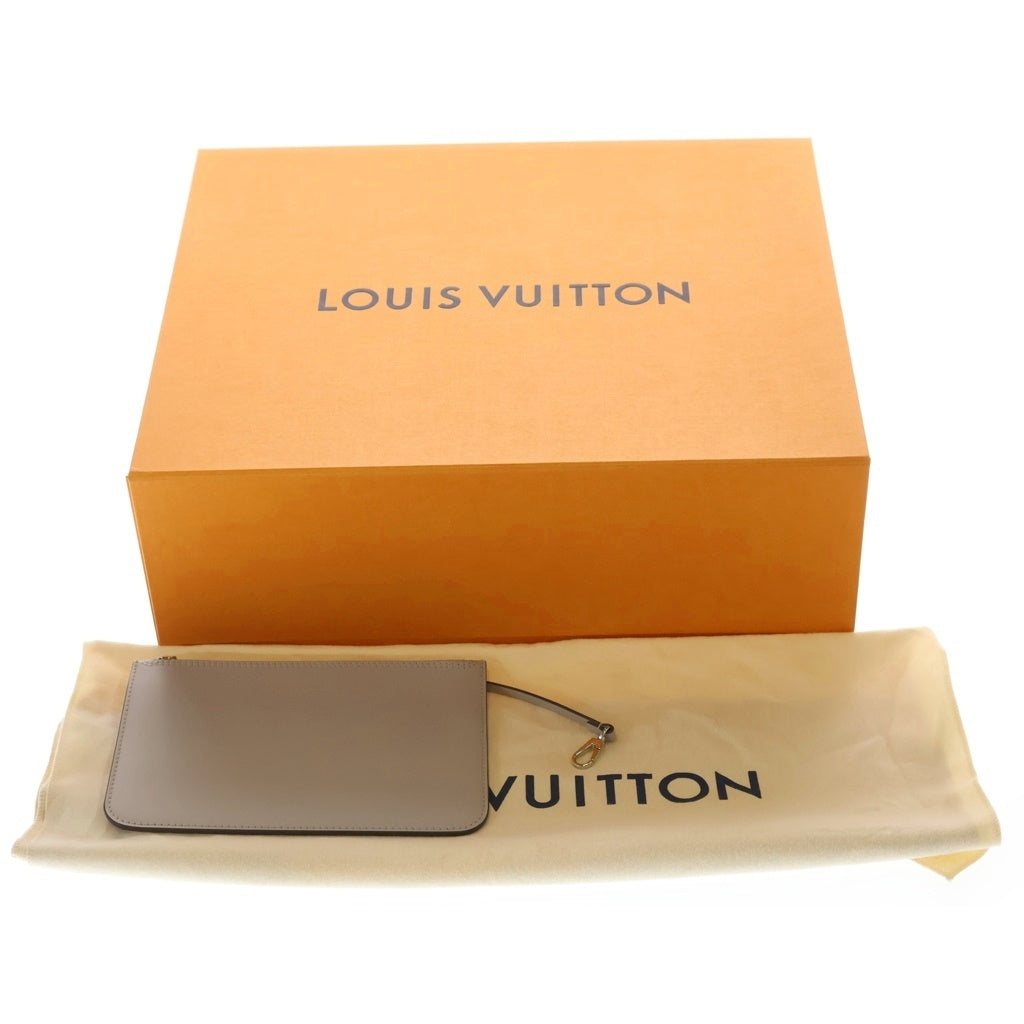 LOUIS VUITTON(ルイヴィトン) モノグラムマヒナ ネヴァーフルMM ハンドバッグ トートバッグ ローズピンク レザー M67535 シルバー金具 レディース