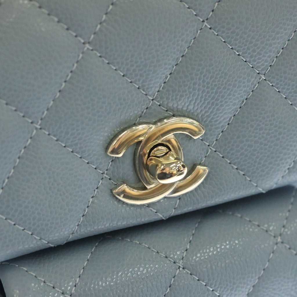 CHANEL(シャネル) マトラッセ リュックサック スモール キャビアスキン レザー バックパック ライトブルー シルバー金具 プレート AS4399 レディース