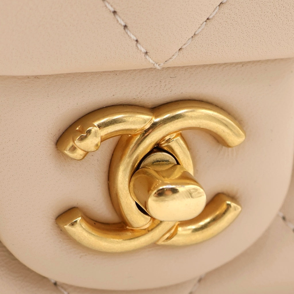 CHANEL(シャネル) マトラッセ ミニフラップ ショルダーバッグ ラムスキン チェーン ゴールド金具 ベージュ AS3829 レディース