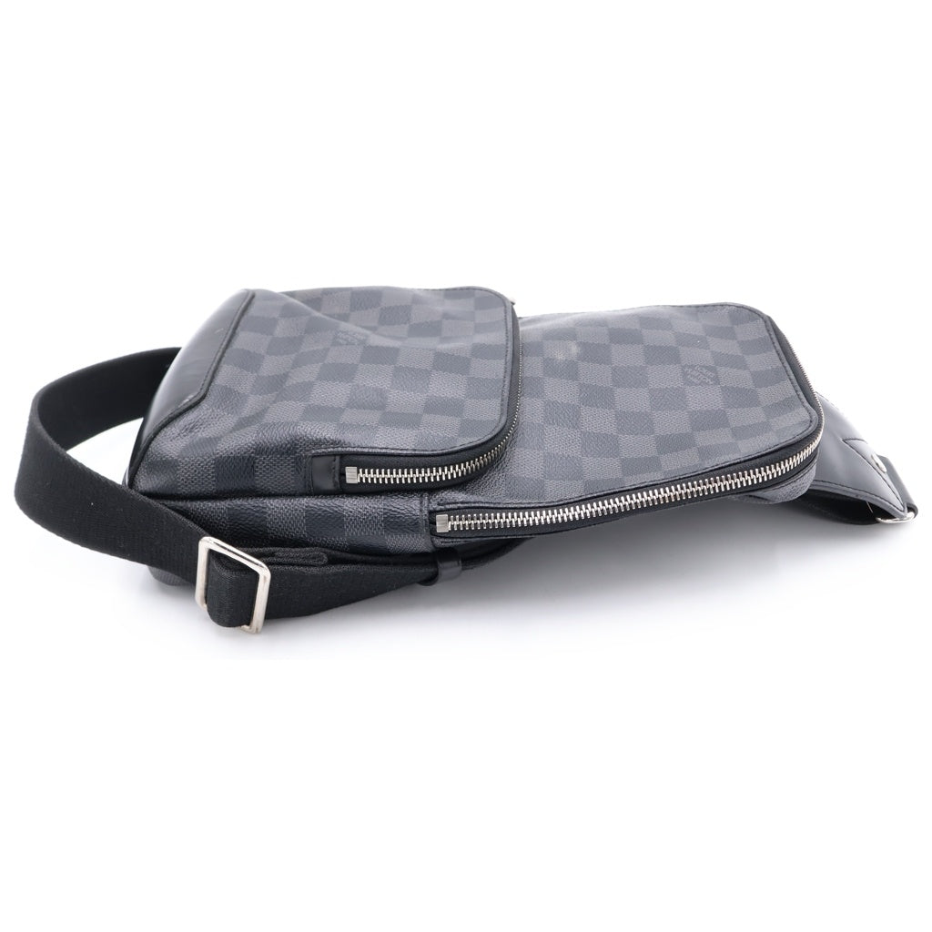 LOUIS VUITTON(ルイヴィトン) ダミエグラフィット アヴェニュー スリングバッグ PVC レザー ボディバッグ ショルダーバッグ ブラック N41719 レディース