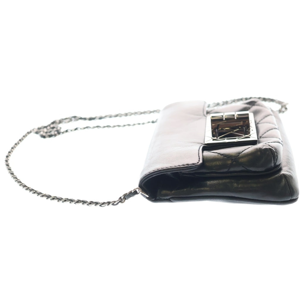 CHANEL(シャネル) 2.55 マトラッセ ターンロック ショルダーバッグ ブラック レザー シルバー金具 レディース