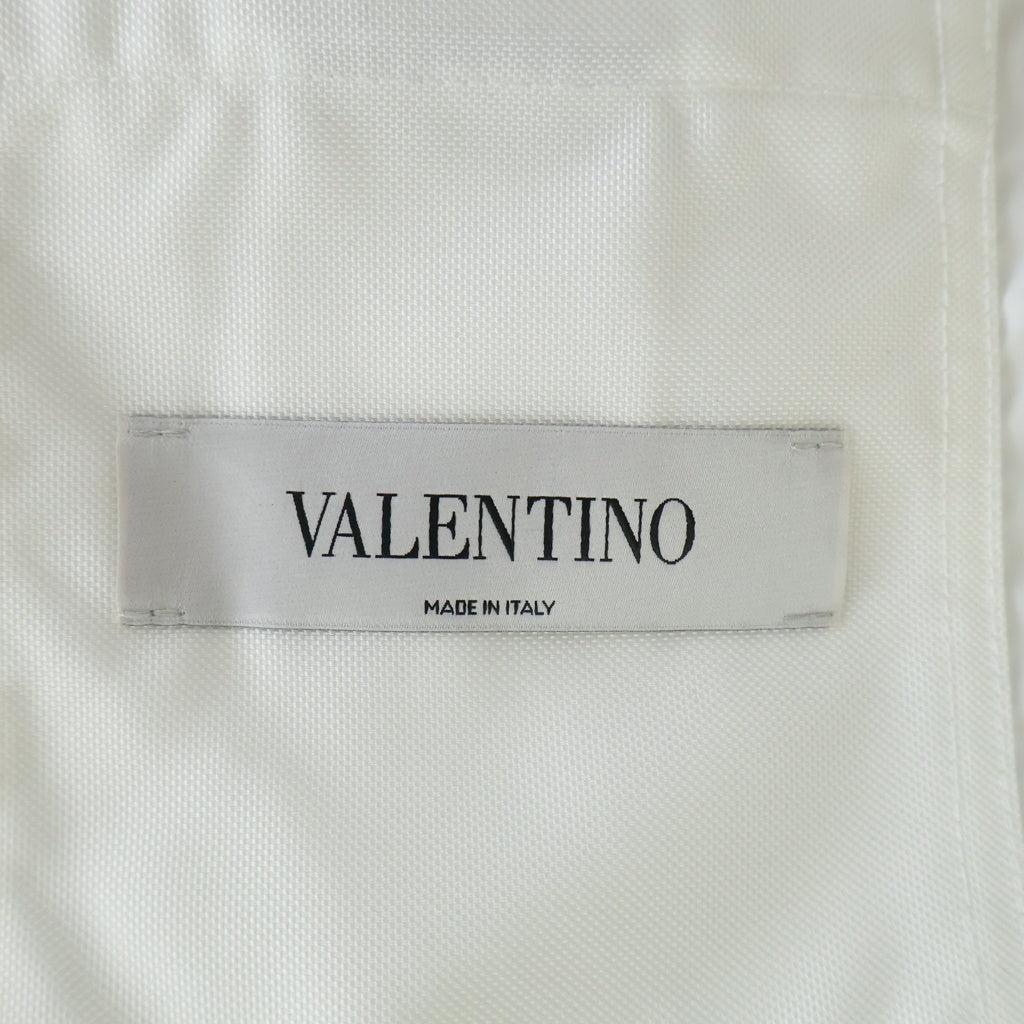 VALENTINO(ヴァレンティノ) VLTNロゴプリント ナイロンフーデッドジャケット ホワイト WV3CJE507KL